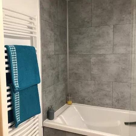 Au Petit Port De - Studio Avec Vue Mer *